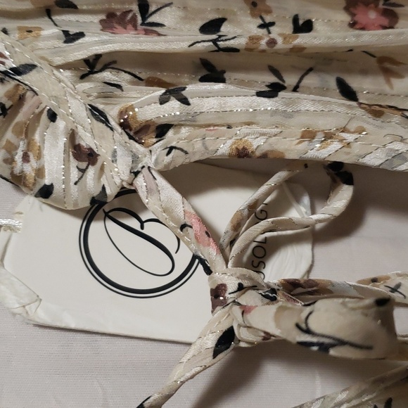 Blousology top - Picture 6 of 7